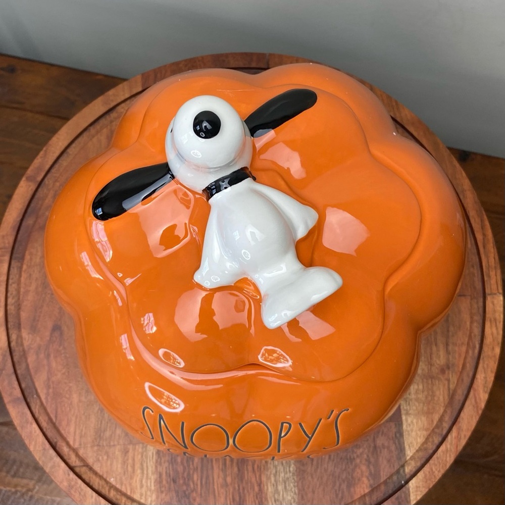 Rae Dunn SNOOPY’S SNACKS Pumpkin Canister, NIB - Picture 12 of 16